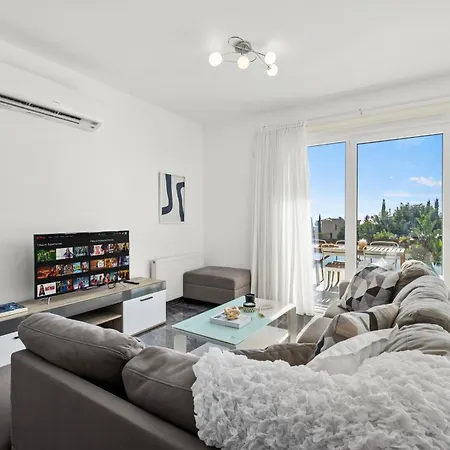 Aelys Luxury By Nomads *