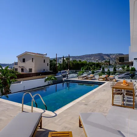 Aelys Luxury By Nomads Peyia