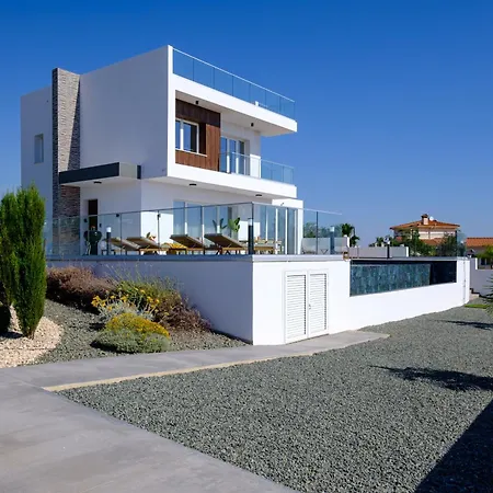 Villa Aelys Luxury By Nomads Peyia