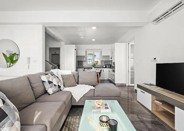 Aelys Luxury By Nomads Pegeia